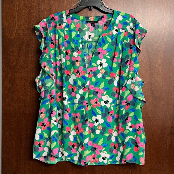 Zac & Rachel Tops - Zac & Rachel Woman Floral Blouse 3X